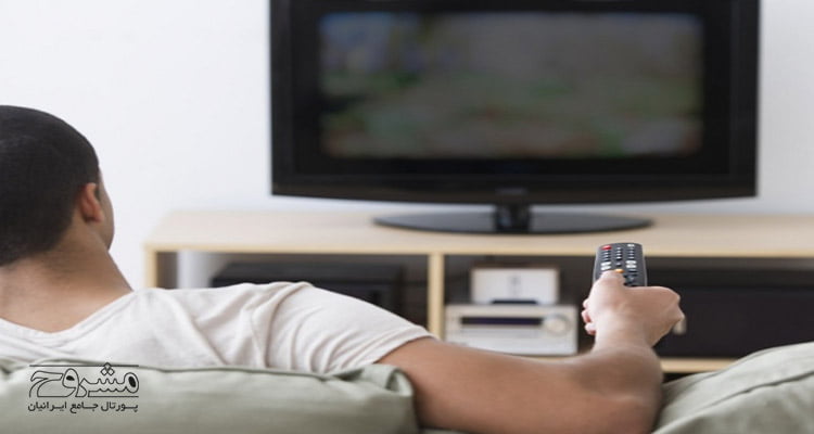 آیا تماشا کردن تلویزیون یه چشم آسیب می زند ؟